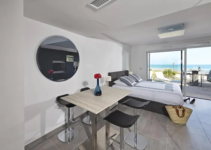 Nautilia 204 - Supérieure Luxe - 2 Personnes * Agde